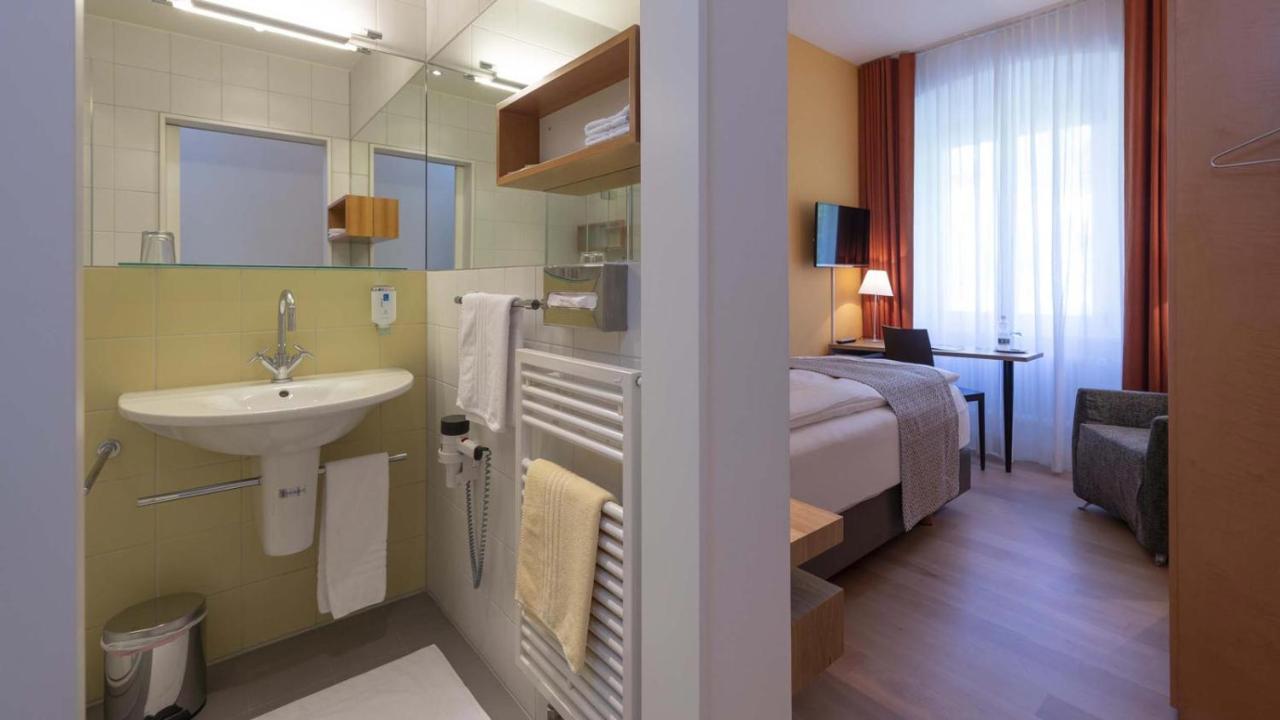 Hotel Fravi Andeer Eksteriør billede